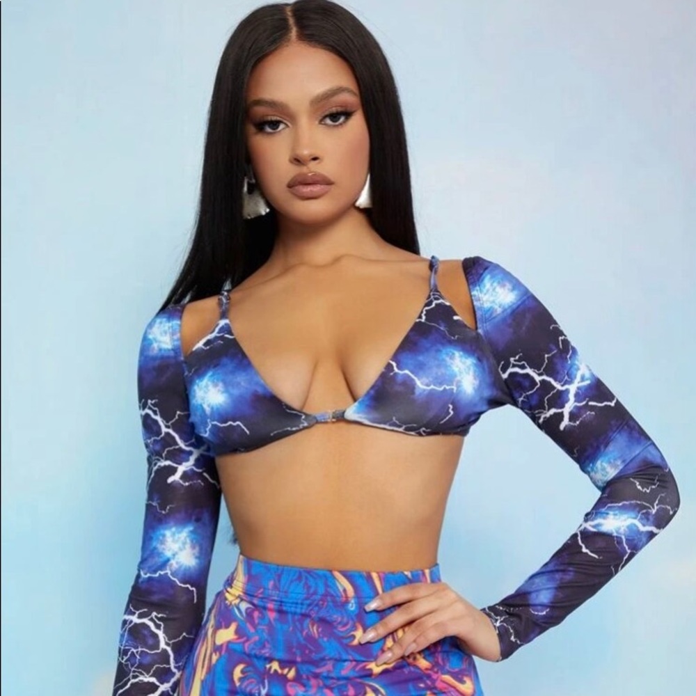 Lightning pattern bra crop top from SHEIN